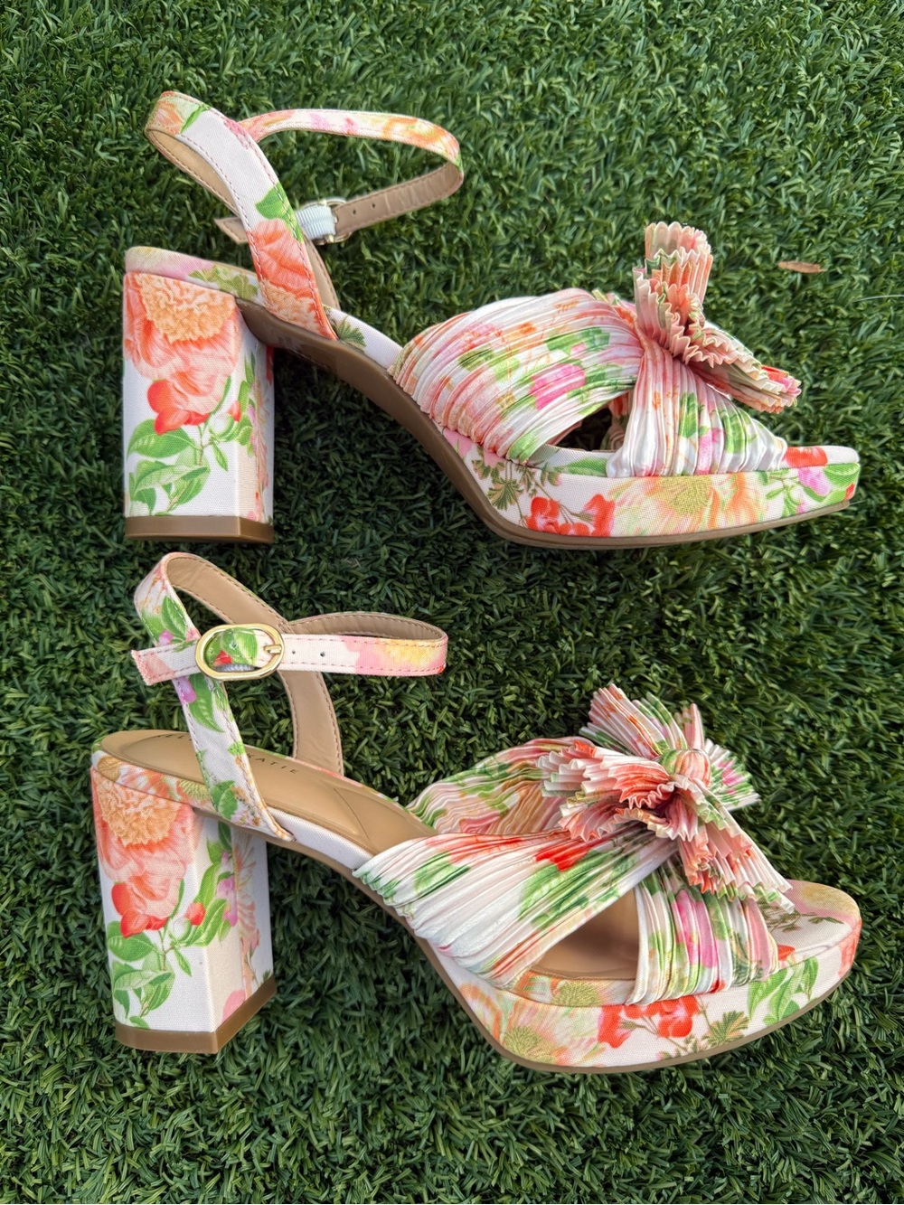 Kelly & Katie Heather Platform Sandal Floral